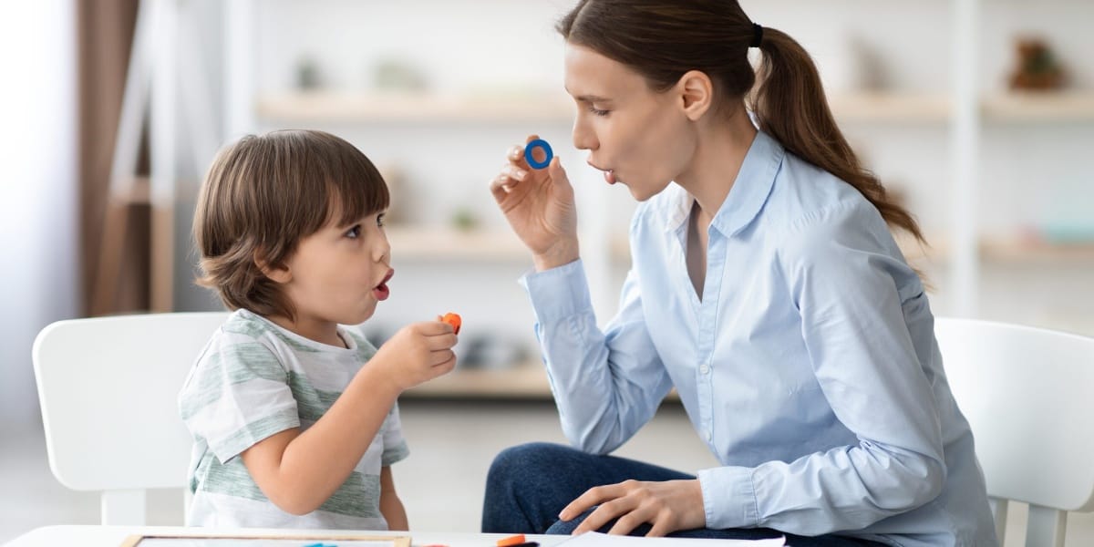 اهمیت رشد گفتار کودک