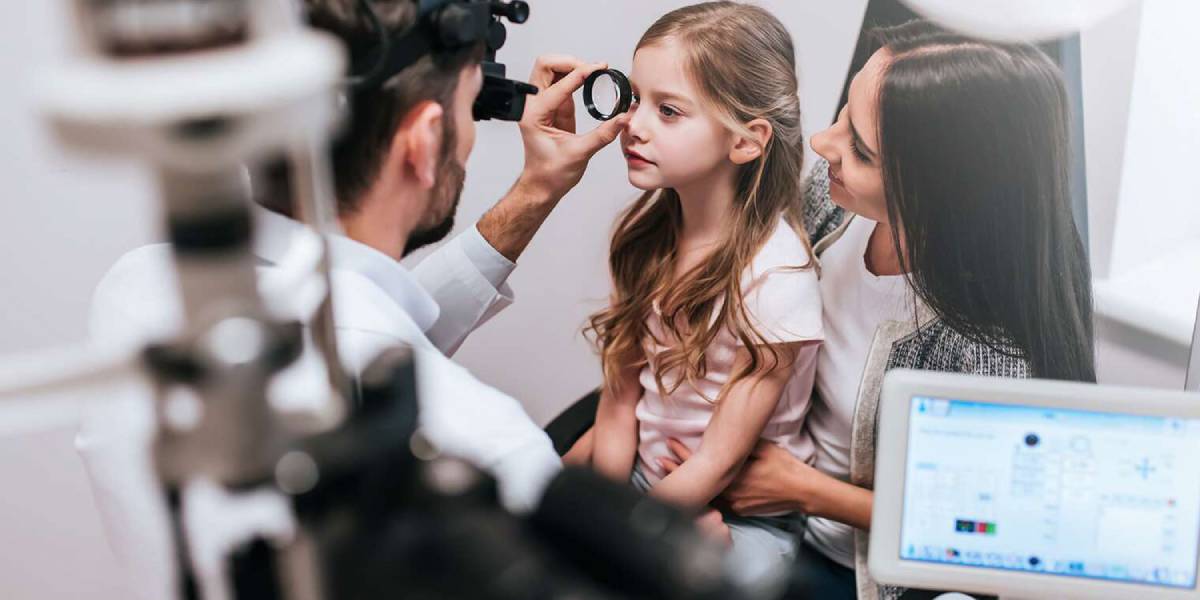 معاینات دوره‌ای چشم کودکان